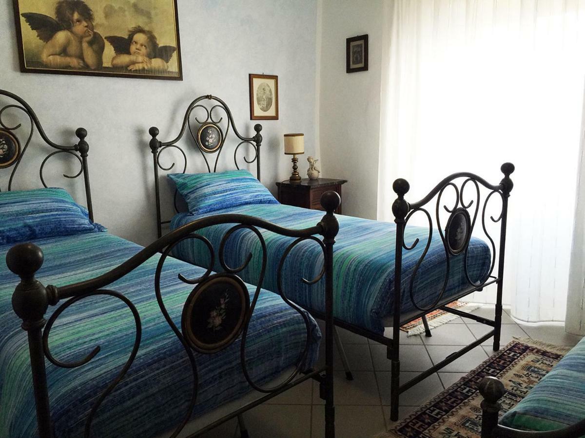 Borgo Della Rocca Bed and Breakfast Montemurlo Eksteriør billede