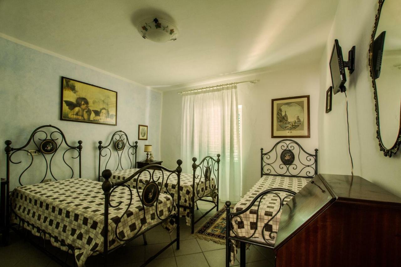 Borgo Della Rocca Bed and Breakfast Montemurlo Eksteriør billede