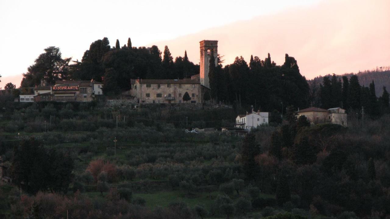 Borgo Della Rocca Bed and Breakfast Montemurlo Eksteriør billede